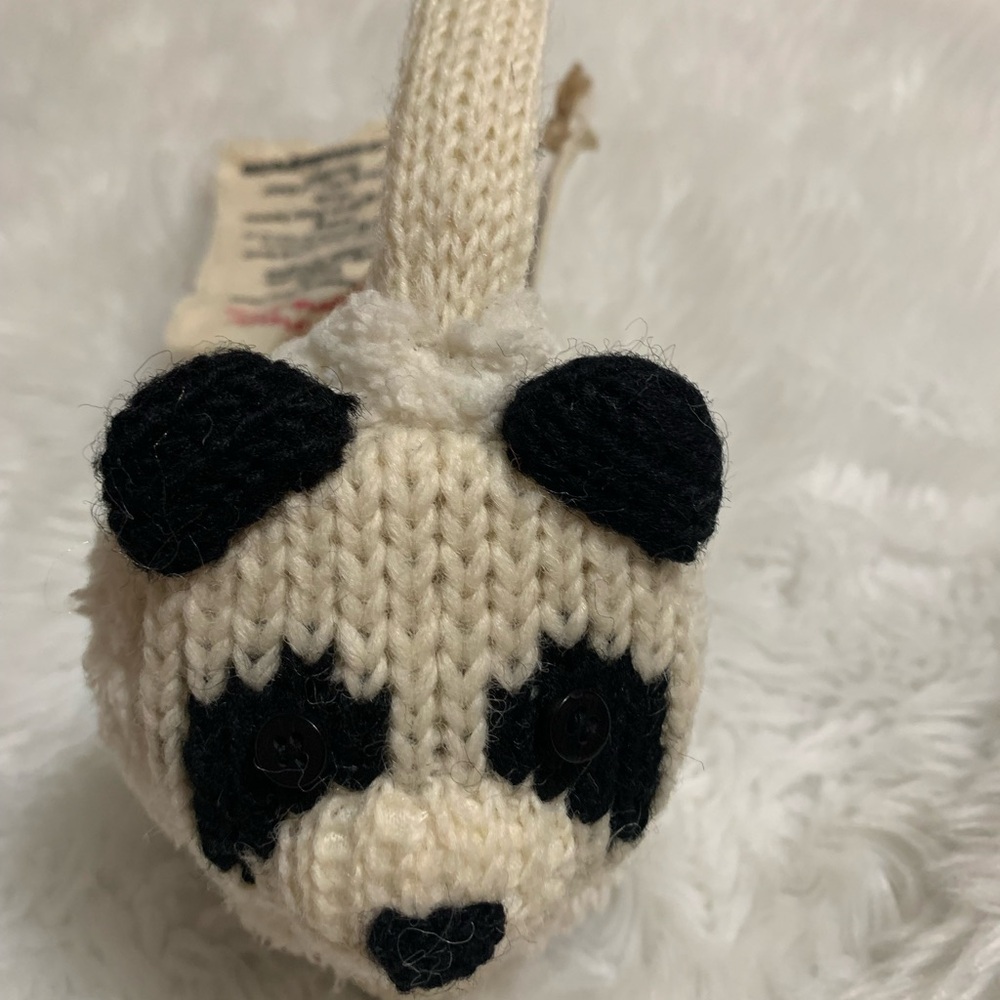 NIRVANNA DESIGNS kids wool exterior off white Panda ear muffs NWT